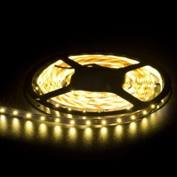 Ruban lumineux de 5m avec 300 LED SMD 3528 blanc chaud bande adhésive alimentation 12V éclairage flexible LD167